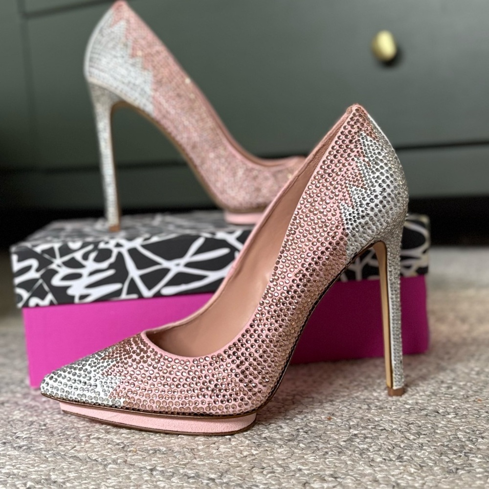Enzo Angiolini Rhinestone Blush&Silver Stiletto Heels Size 8M